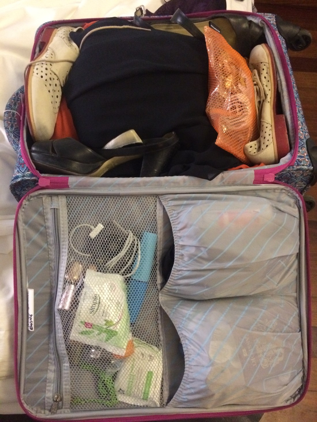 51EA5B95-2A67-4FCB-AB24-E38A8480AFBA